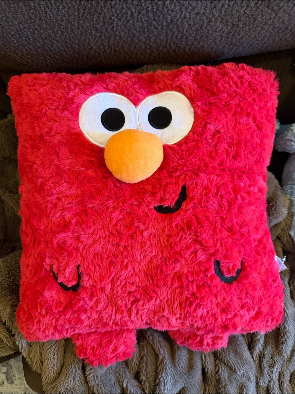 Elmo Plush cushion / Pillow
